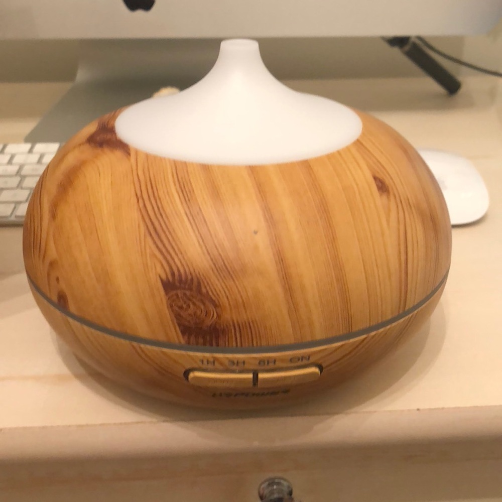 Brand new color changing oil diffuser with timer